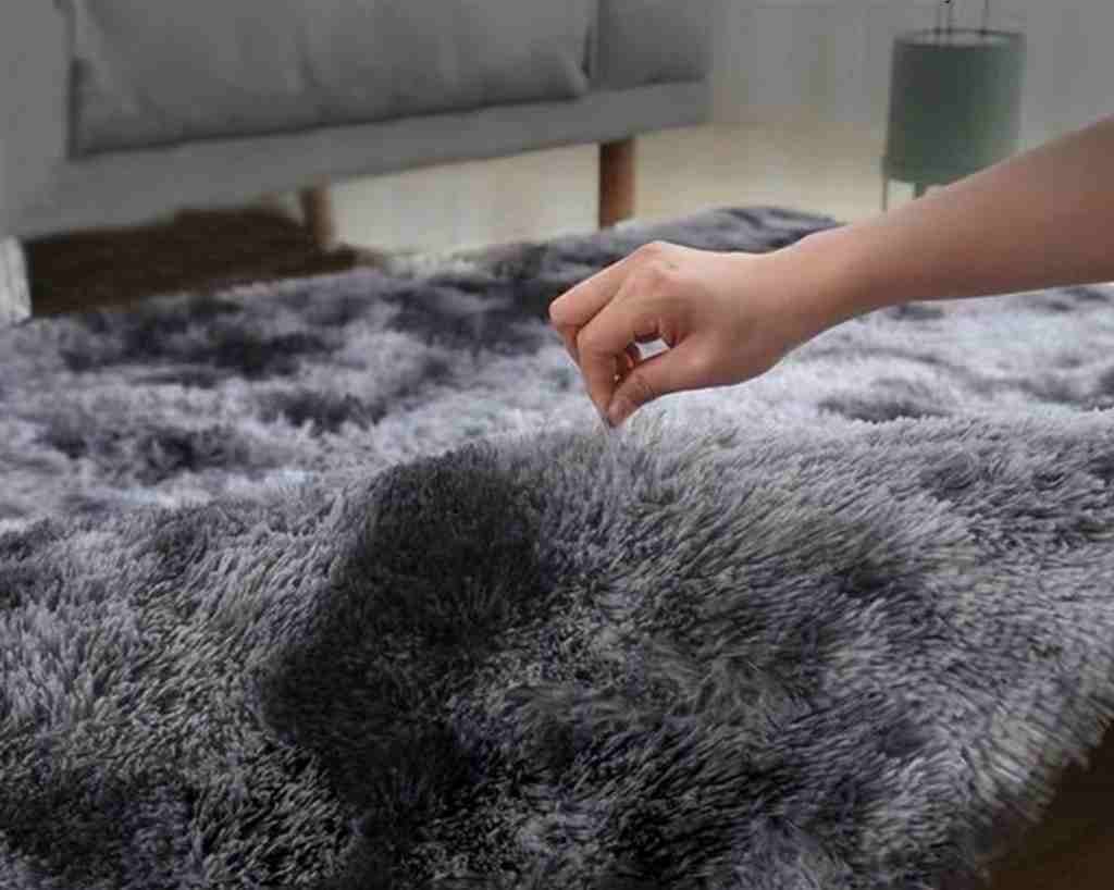 Best & Elegent Fluffy Carpet