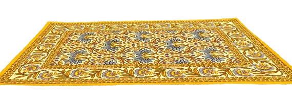 Stylish_Hallway_colour_Carpet-