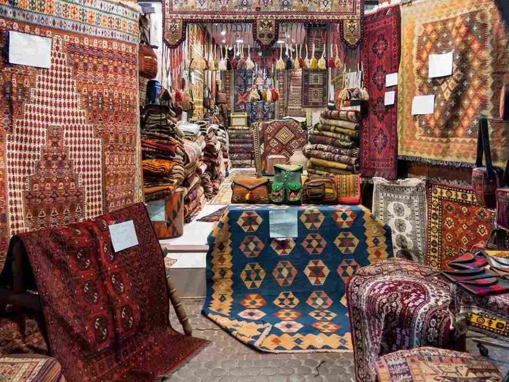 Top 13 carpet types in Dubai
